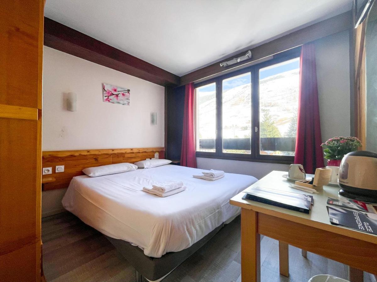 Atmosphere Hotel لو دوز آلب المظهر الخارجي الصورة